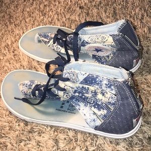 Cute Converse Jean Sandals !